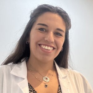 Dra. Paula Adamczuk