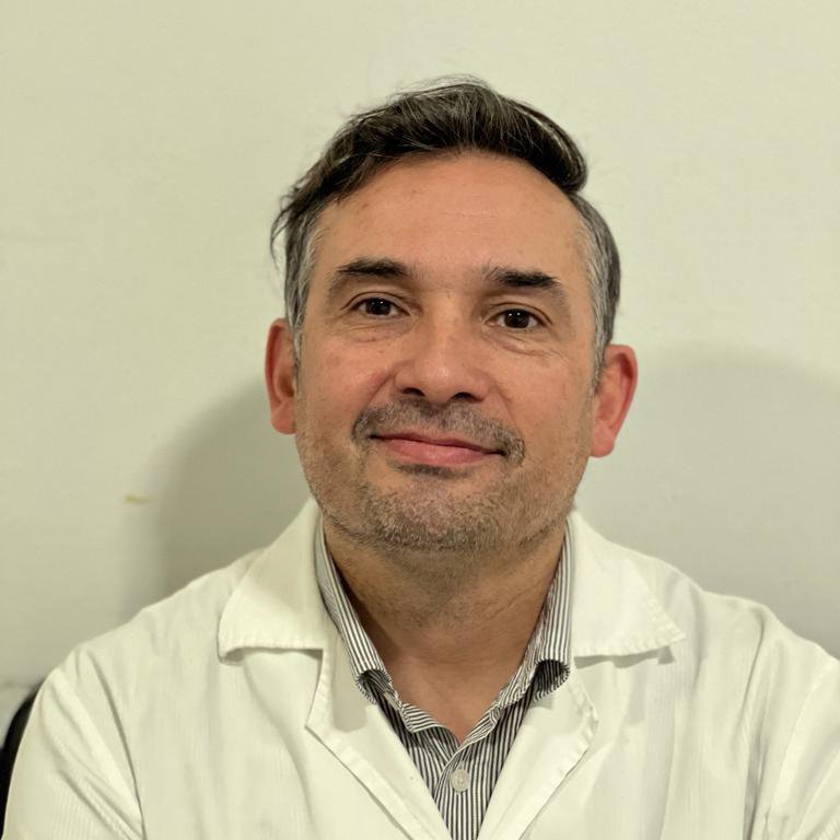 Dr. Gustavo Matus