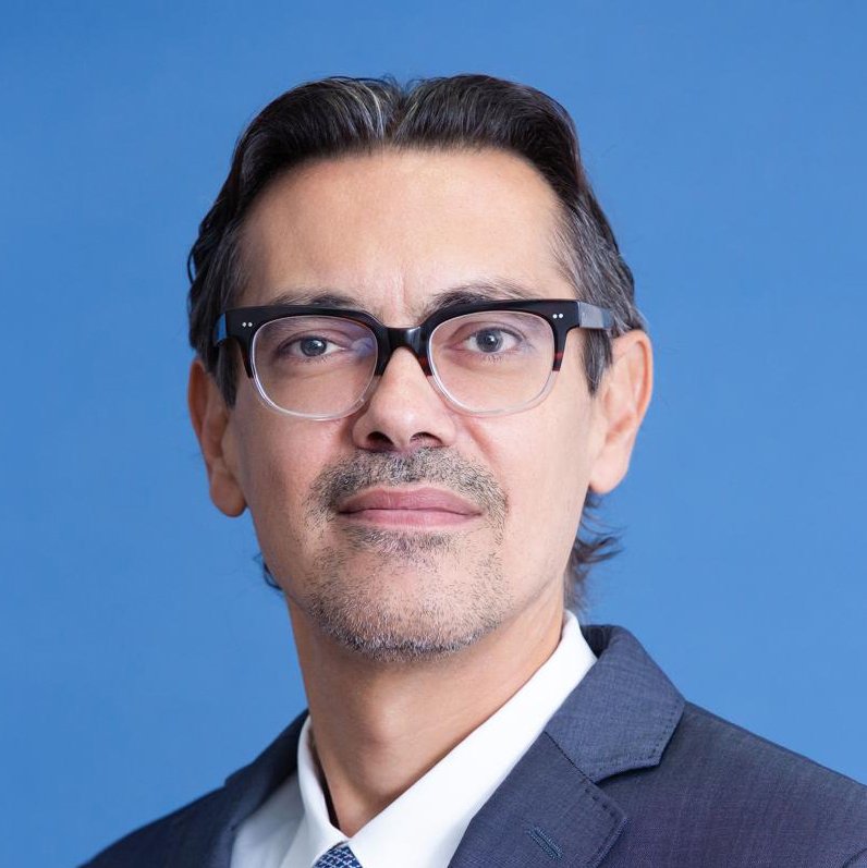 Dr. Carlos Zerrweck