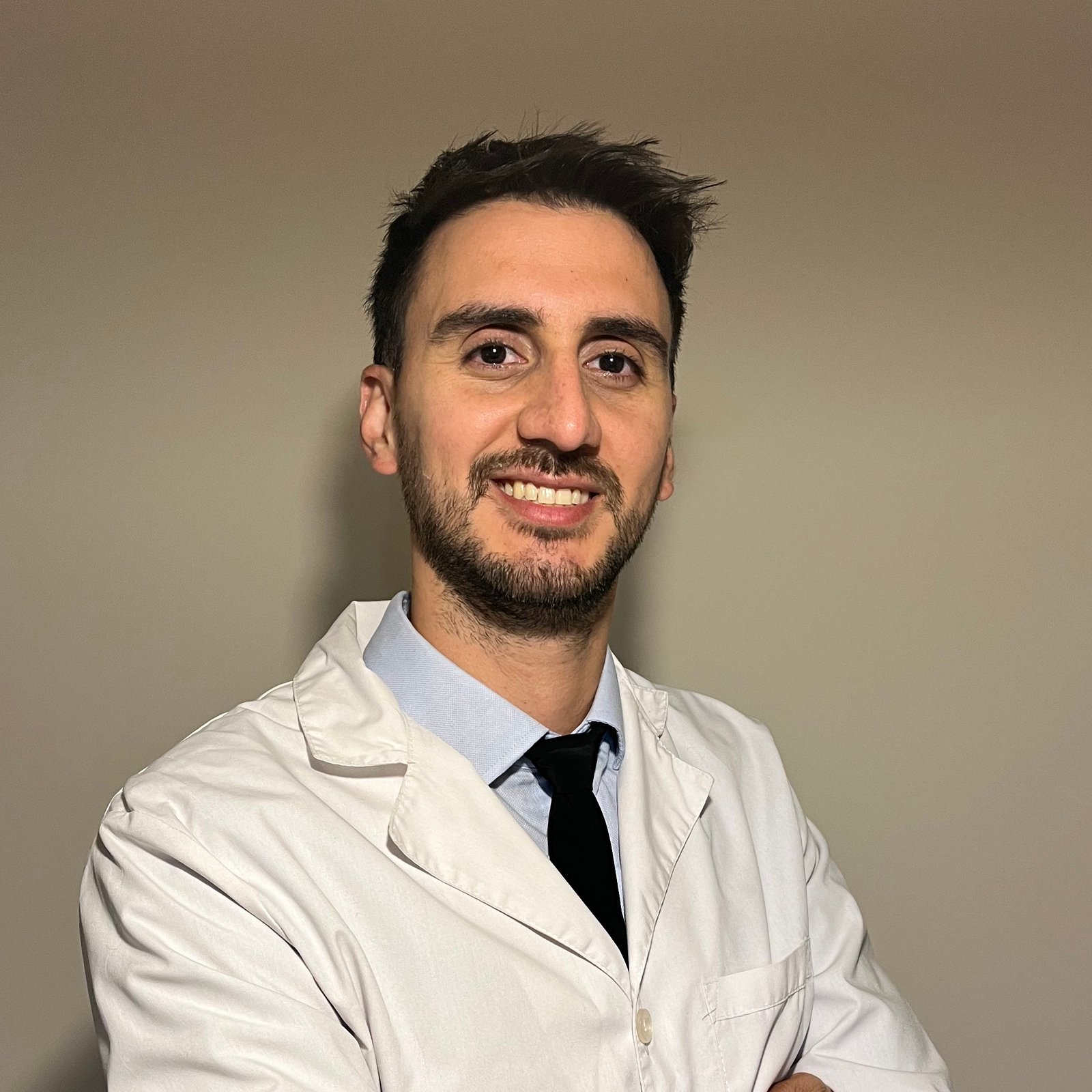 Dr. Nicolás Zoela
